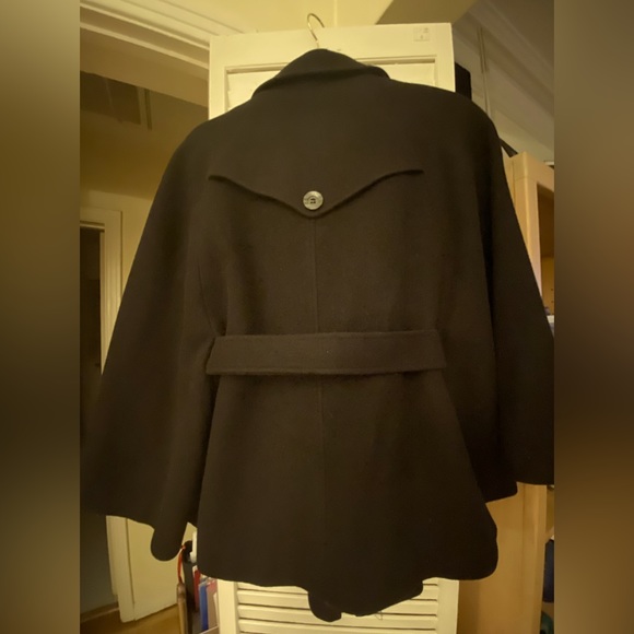 JLo cape mid waist coat size: medium Black - Picture 2 of 4